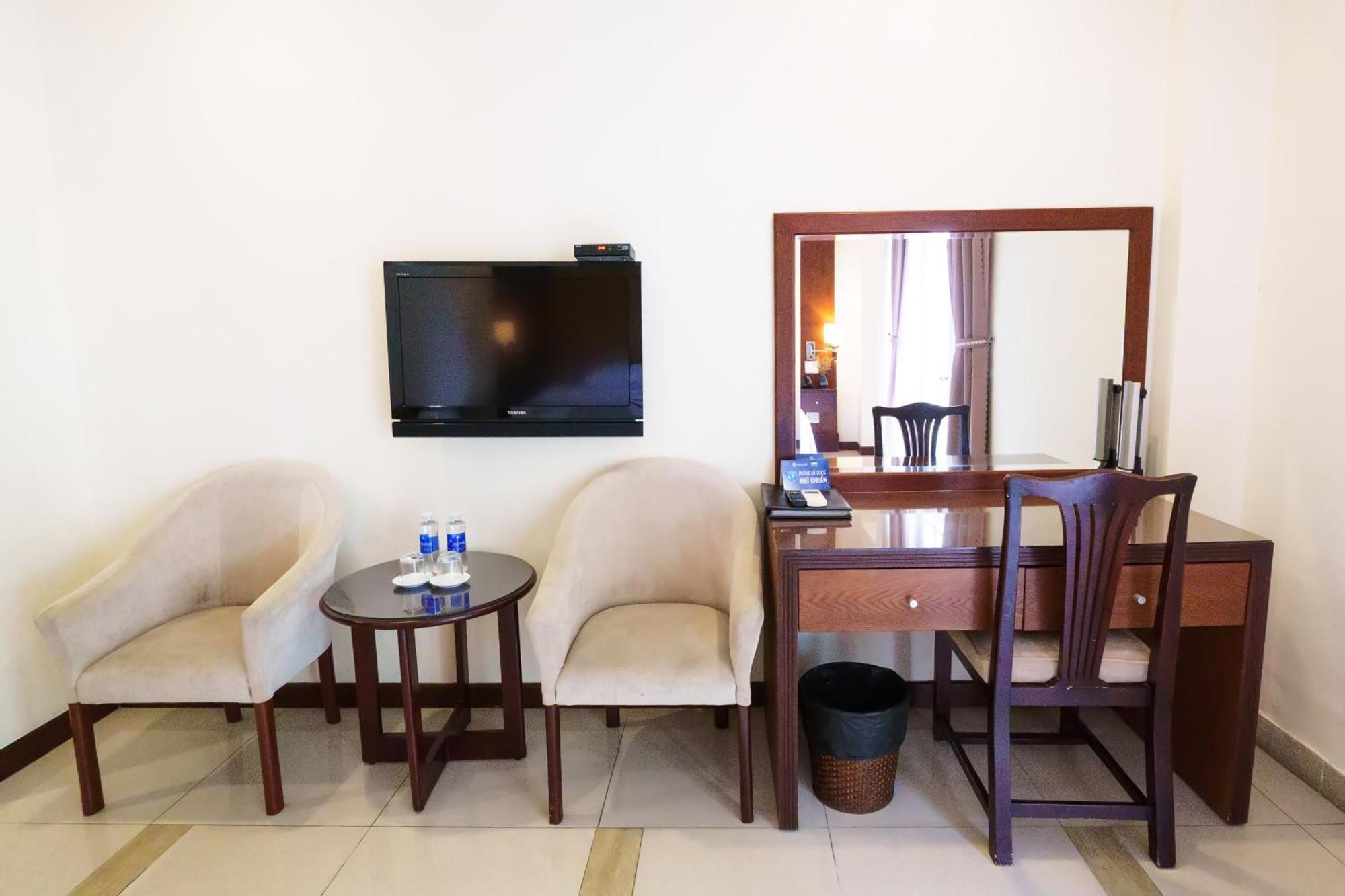 Отель Petro House Vung Tau - Block A Экстерьер фото